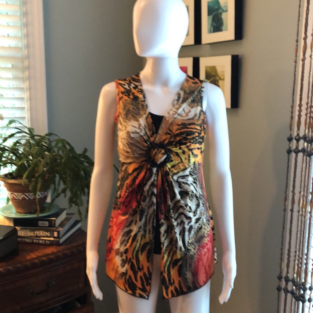 Frank Lyman sleeveless colorful shimmer top